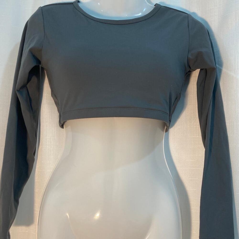 Seamless Open Cutout Back Long Sleeve Workout Crop Top Dark Grey Women's SZ S